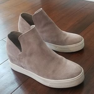Steve madden boot sneaker